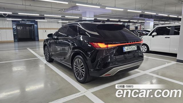 Lexus RX 2026 — photo 2