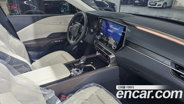 Lexus RX 2026 — photo 17