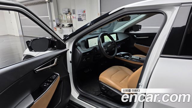 Kia EV6 2022 — photo 13