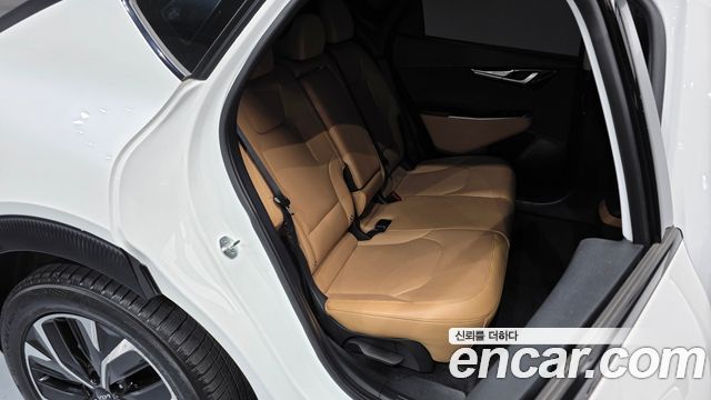 Kia EV6 2022 — photo 17