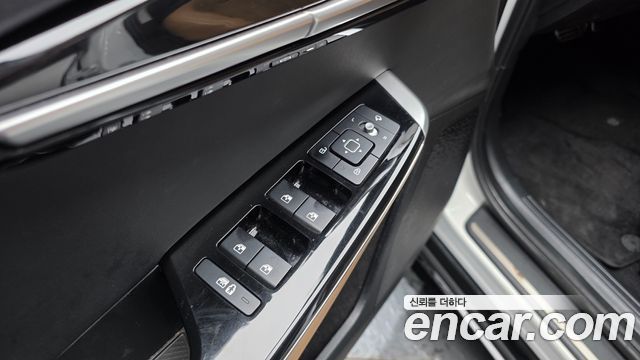 Kia EV6 2022 — photo 25