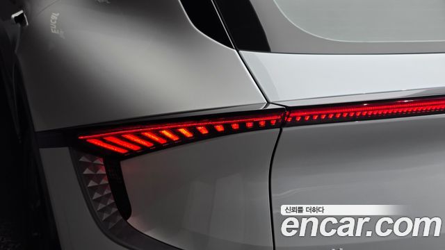 Kia EV6 2022 — photo 9