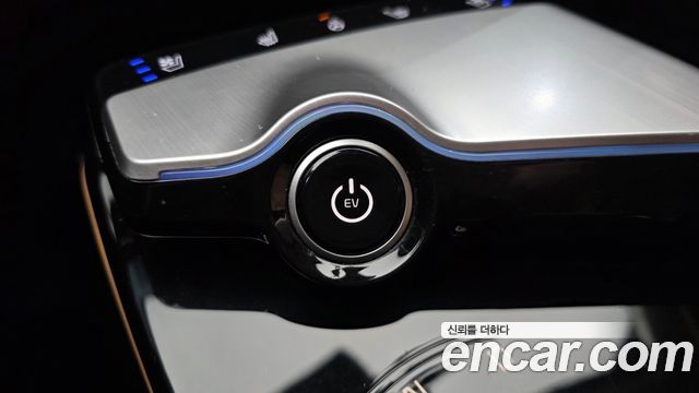 Kia EV6 2022 — photo 27