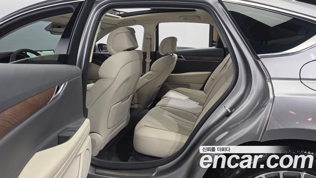 Genesis G80 2022 — photo 17