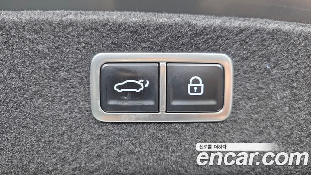 Genesis G80 2022 — photo 25