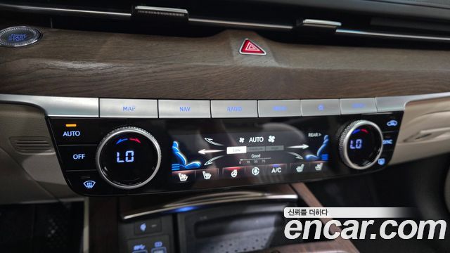 Genesis G80 2022 — photo 32
