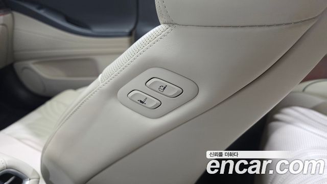 Genesis G80 2022 — photo 34