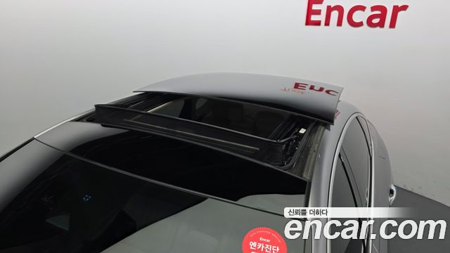 Genesis G80 2022 — photo 35