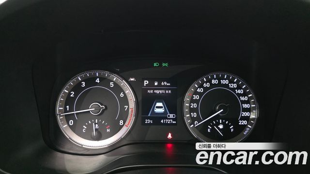 Hyundai Venue 2020 — photo 8