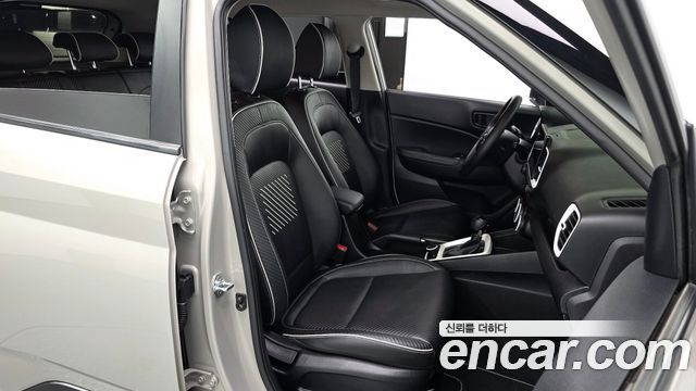 Hyundai Venue 2020 — photo 11