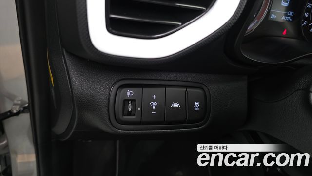 Hyundai Venue 2020 — photo 16
