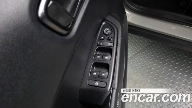 Hyundai Venue 2020 — photo 18