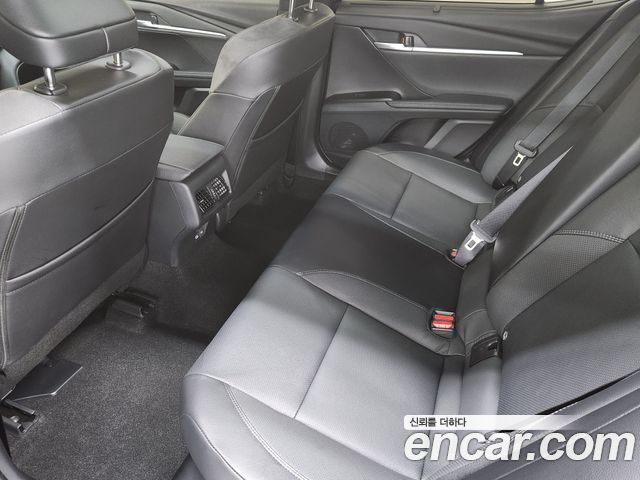 Toyota Camry 2025 — photo 14