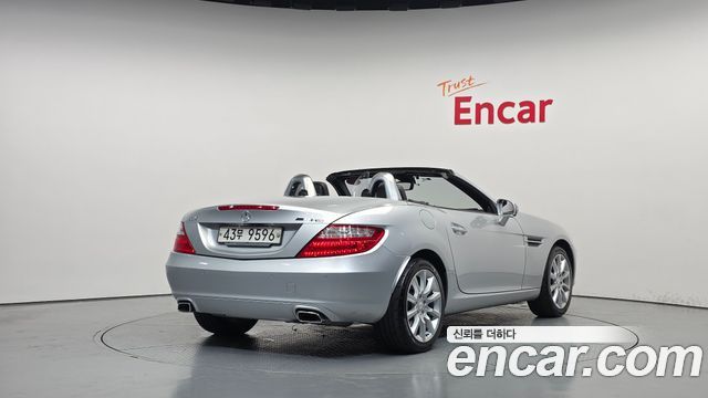 Mercedes-Benz SLK-Class 2012 — photo 2