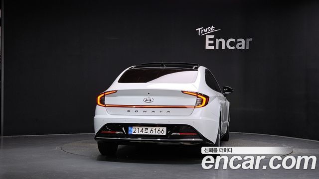Hyundai Sonata 2022 — photo 4
