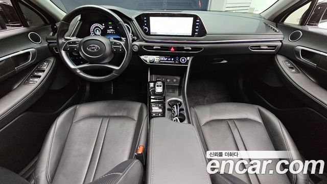 Hyundai Sonata 2022 — photo 10