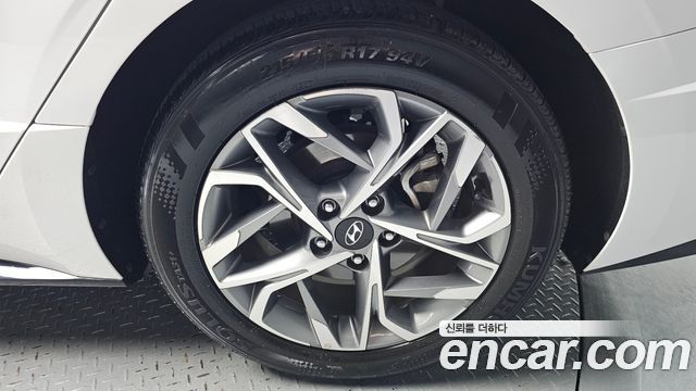 Hyundai Sonata 2022 — photo 7