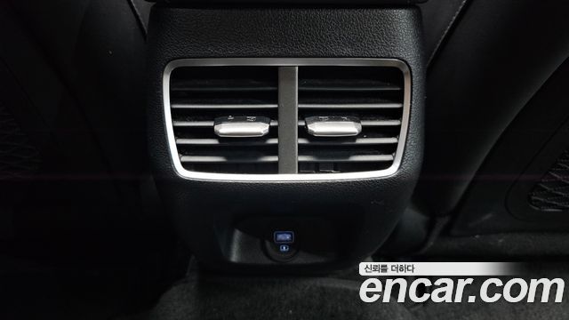 Hyundai Sonata 2022 — photo 31