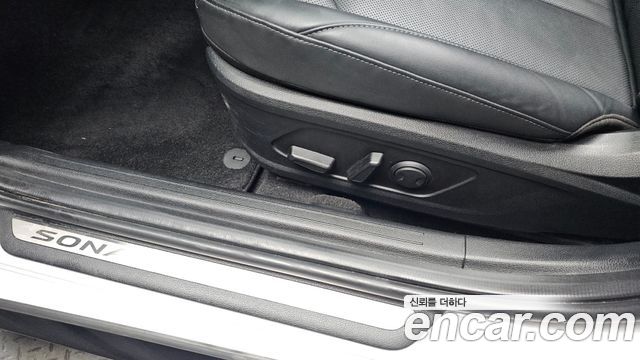 Hyundai Sonata 2022 — photo 32