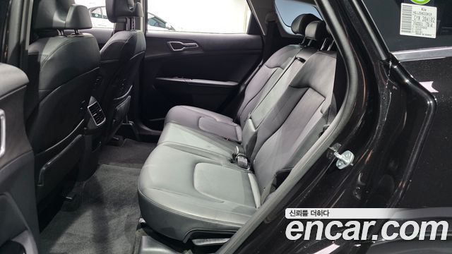 Kia Sportage 2023 — photo 11
