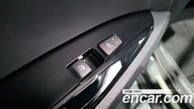 Kia Sportage 2023 — photo 17