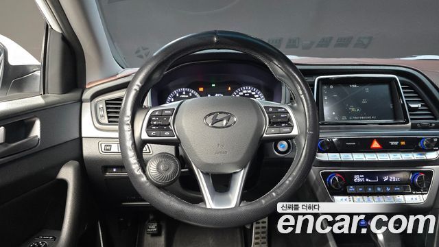 Hyundai Sonata 2019 — photo 19