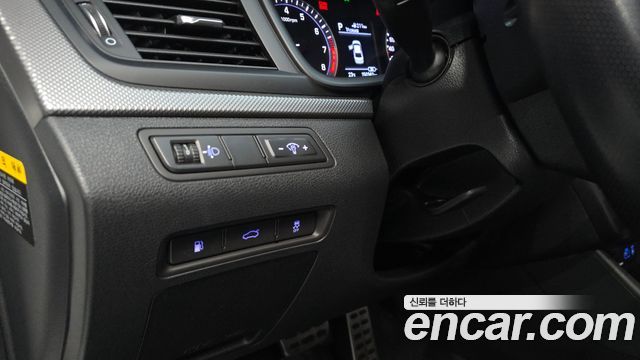 Hyundai Sonata 2019 — photo 25