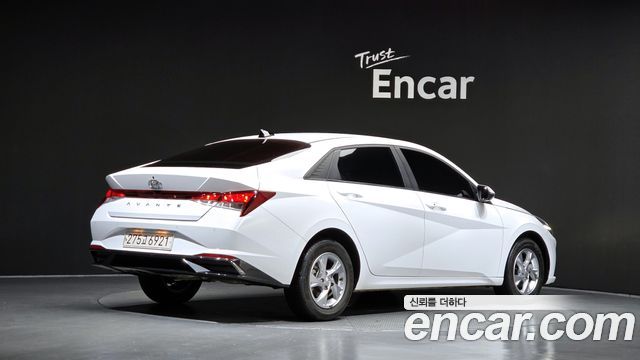 Hyundai AVANTE 2022 — photo 2