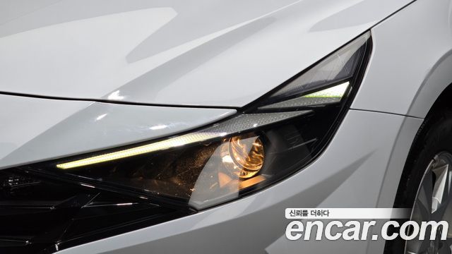 Hyundai AVANTE 2022 — photo 8