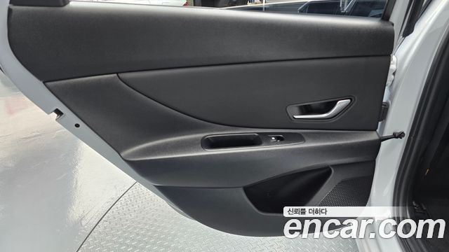 Hyundai AVANTE 2022 — photo 15