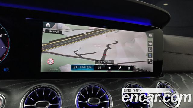 Mercedes-Benz CLS-Class 2021 — photo 20