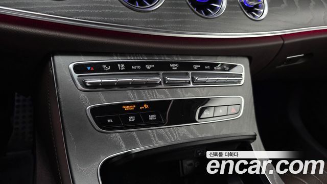 Mercedes-Benz CLS-Class 2021 — photo 24
