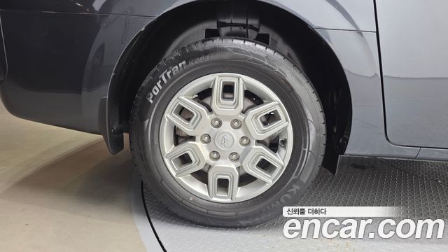 Hyundai Staria 2023 — photo 5