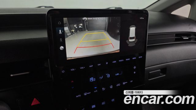 Hyundai Staria 2023 — photo 22