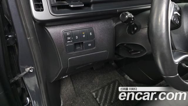 Hyundai Staria 2023 — photo 25
