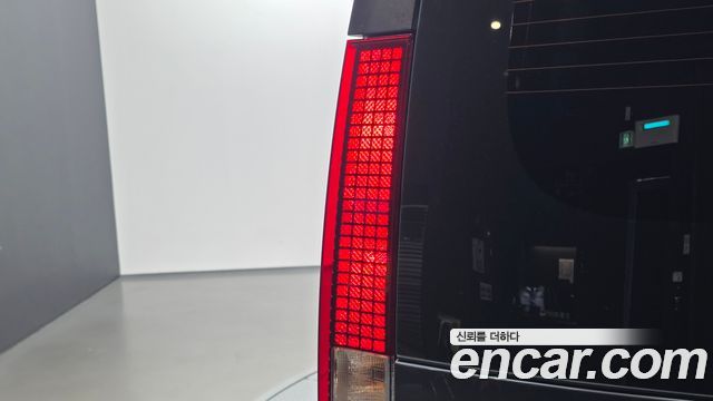 Hyundai Staria 2023 — photo 9