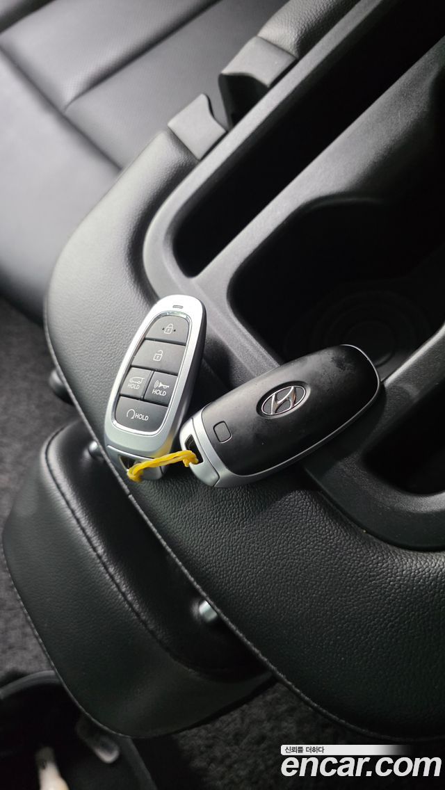 Hyundai Staria 2023 — photo 30