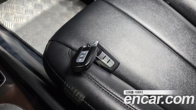 KG Mobility Rexton 2013 — photo 32