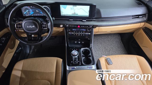 Kia Canival 2023 — photo 10