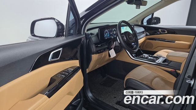 Kia Canival 2023 — photo 13