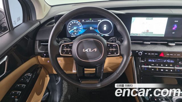 Kia Canival 2023 — photo 19