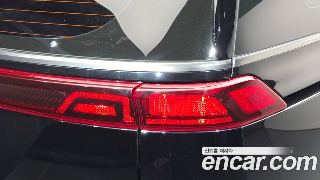 Kia Canival 2023 — photo 9