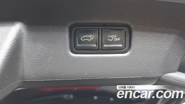 Kia Canival 2023 — photo 27
