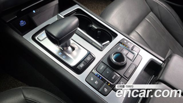 Genesis G80 2019 — photo 12