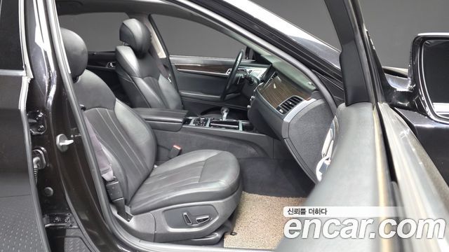 Genesis G80 2019 — photo 17