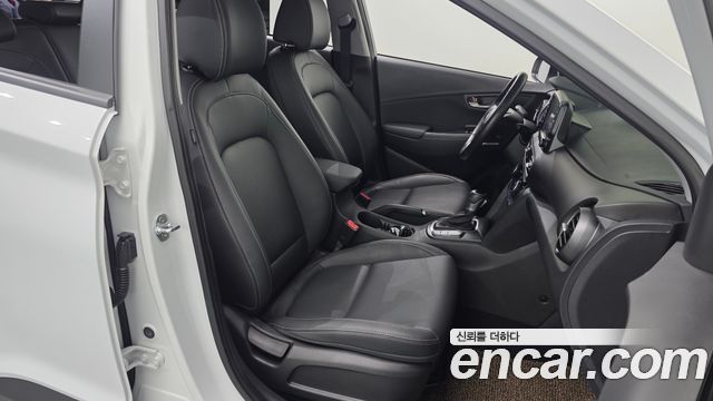 Hyundai Kona 2018 — photo 17