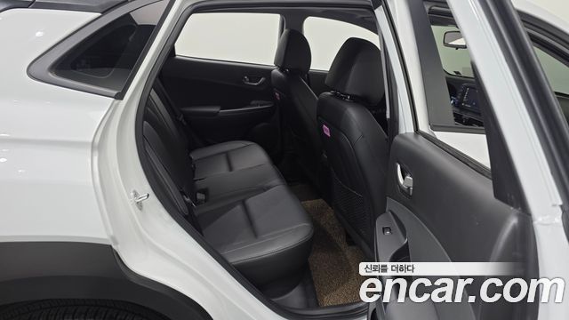 Hyundai Kona 2018 — photo 18