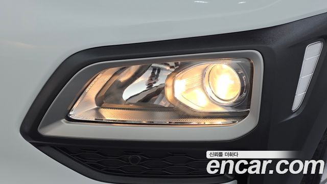 Hyundai Kona 2018 — photo 8