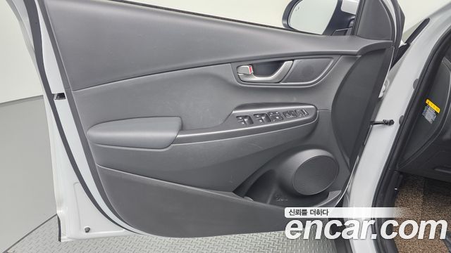 Hyundai Kona 2018 — photo 14