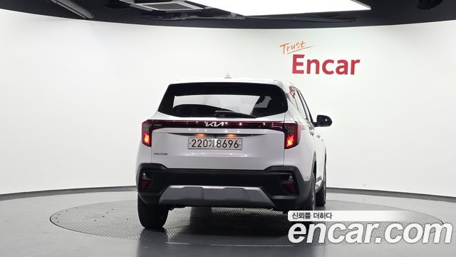 Kia Seltos 2023 — photo 4